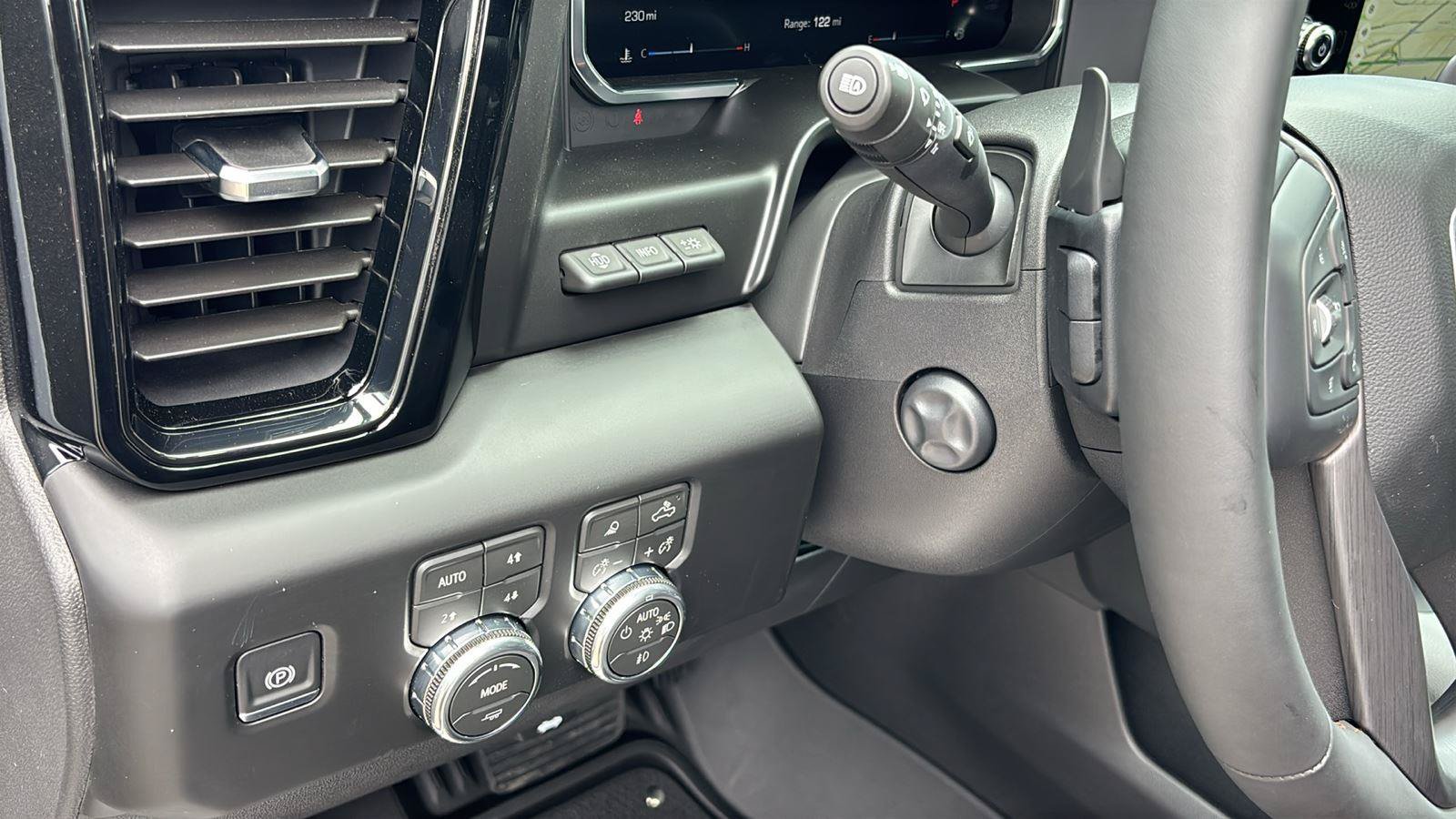 New 2026 GMC Sierra 1500 AT4 w/ AT4 Premium Package AWD/4WD image 27