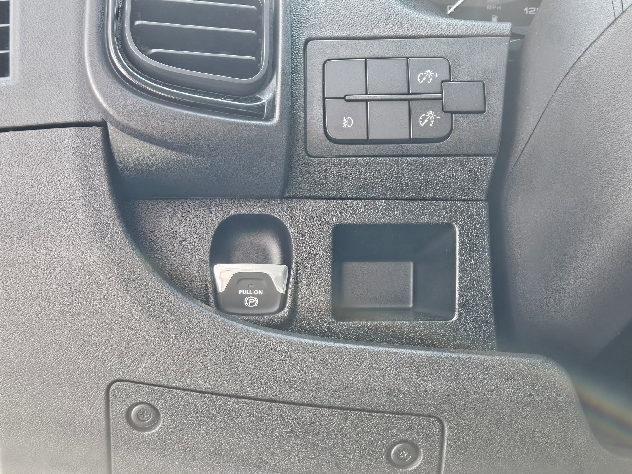 New 2026 RAM ProMaster 3500 w/ Convenience Group image 17