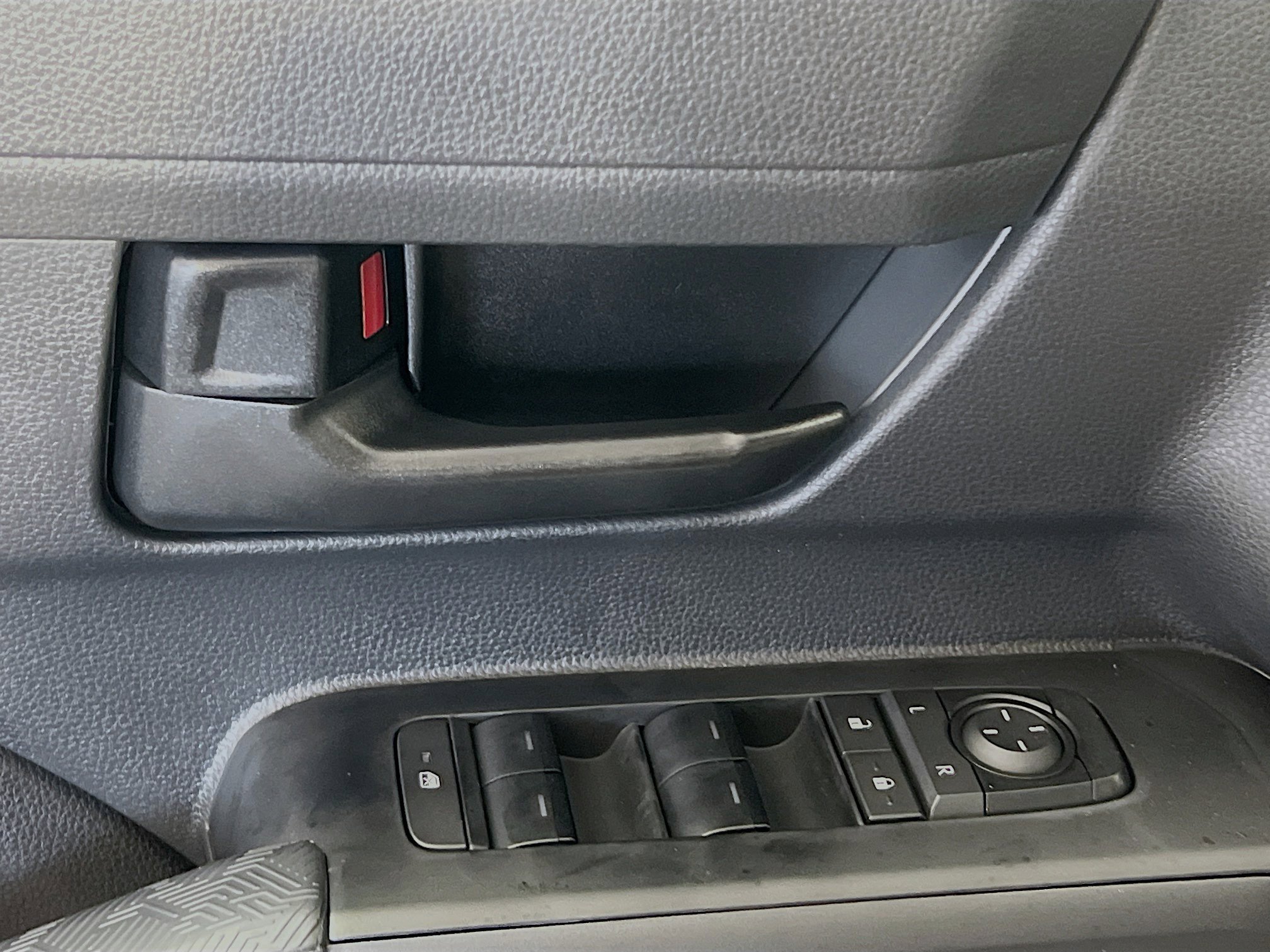 New 2025 Toyota Tacoma SR5 image 16