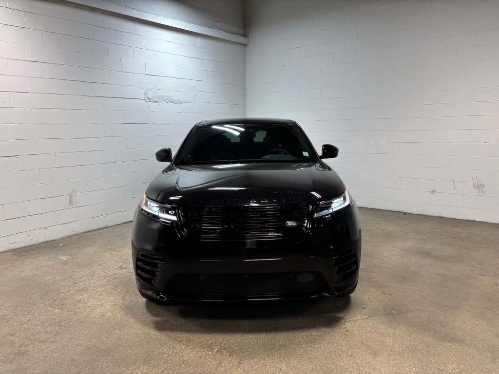 New 2026 Land Rover Range Rover Velar Dynamic SE image 3