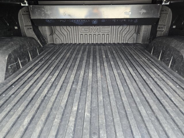 Used 2025 GMC Sierra 1500 AT4 w/ AT4 Premium Package AWD/4WD image 32