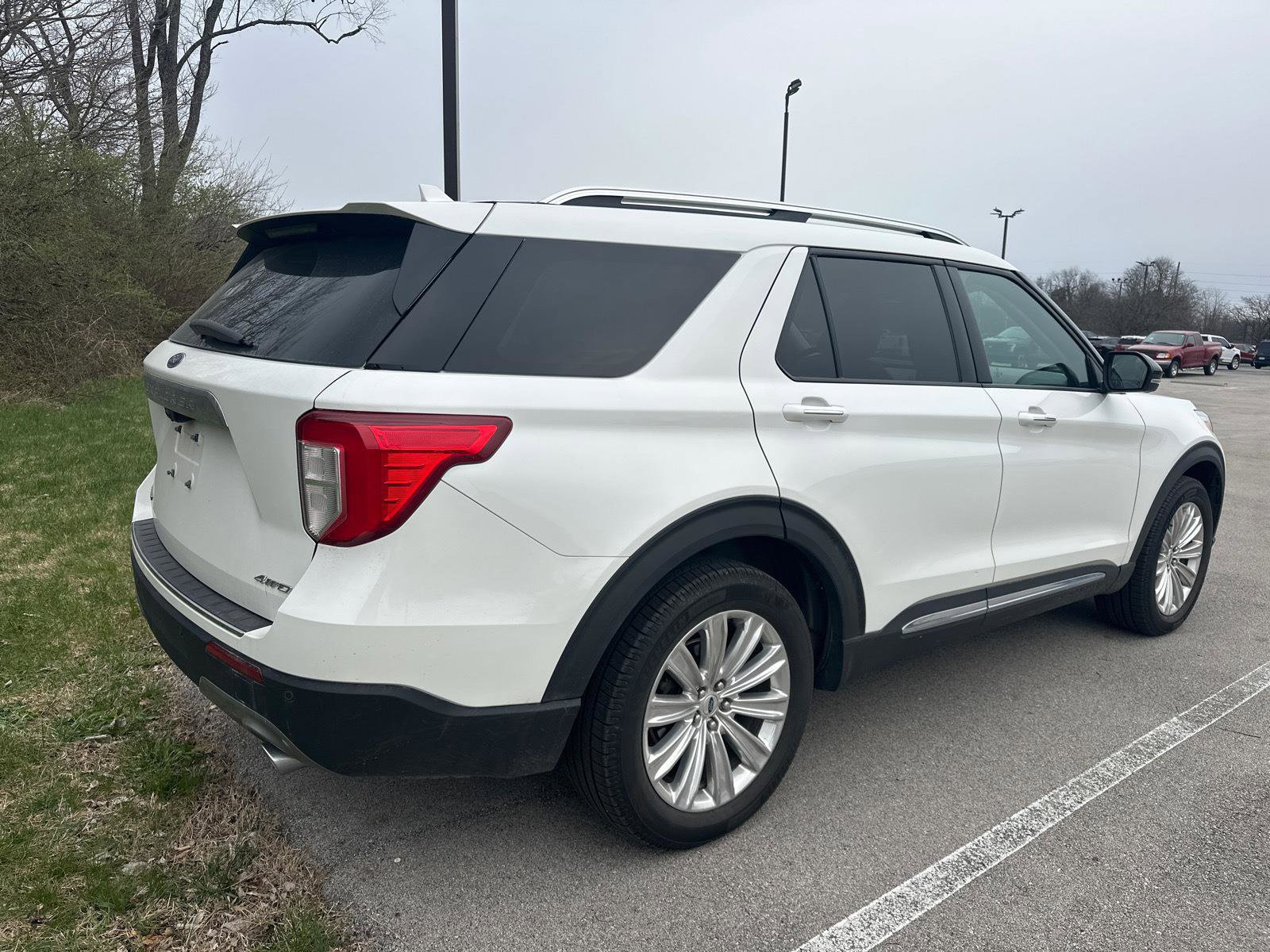 Used 2021 Ford Explorer Limited w/ Equipment Group 301A image 12