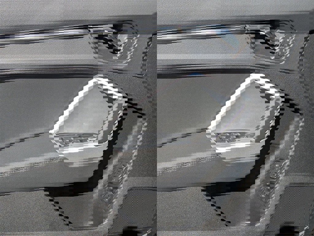 New 2025 Audi Q3 2.0T Premium image 10