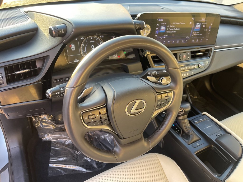 Used 2022 Lexus ES 250 250 image 10