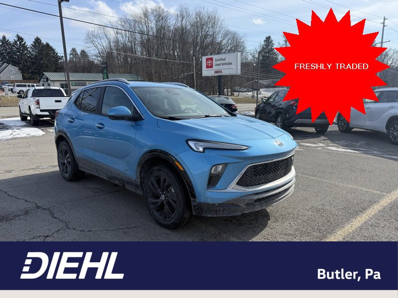 Used 2025 Buick Encore GX Sport Touring w/ Comfort Package image 1