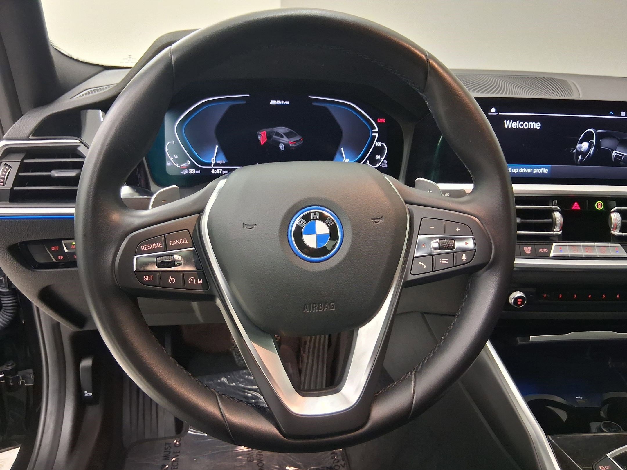 Used 2022 BMW 330e w/ Driving Assistance Package image 15