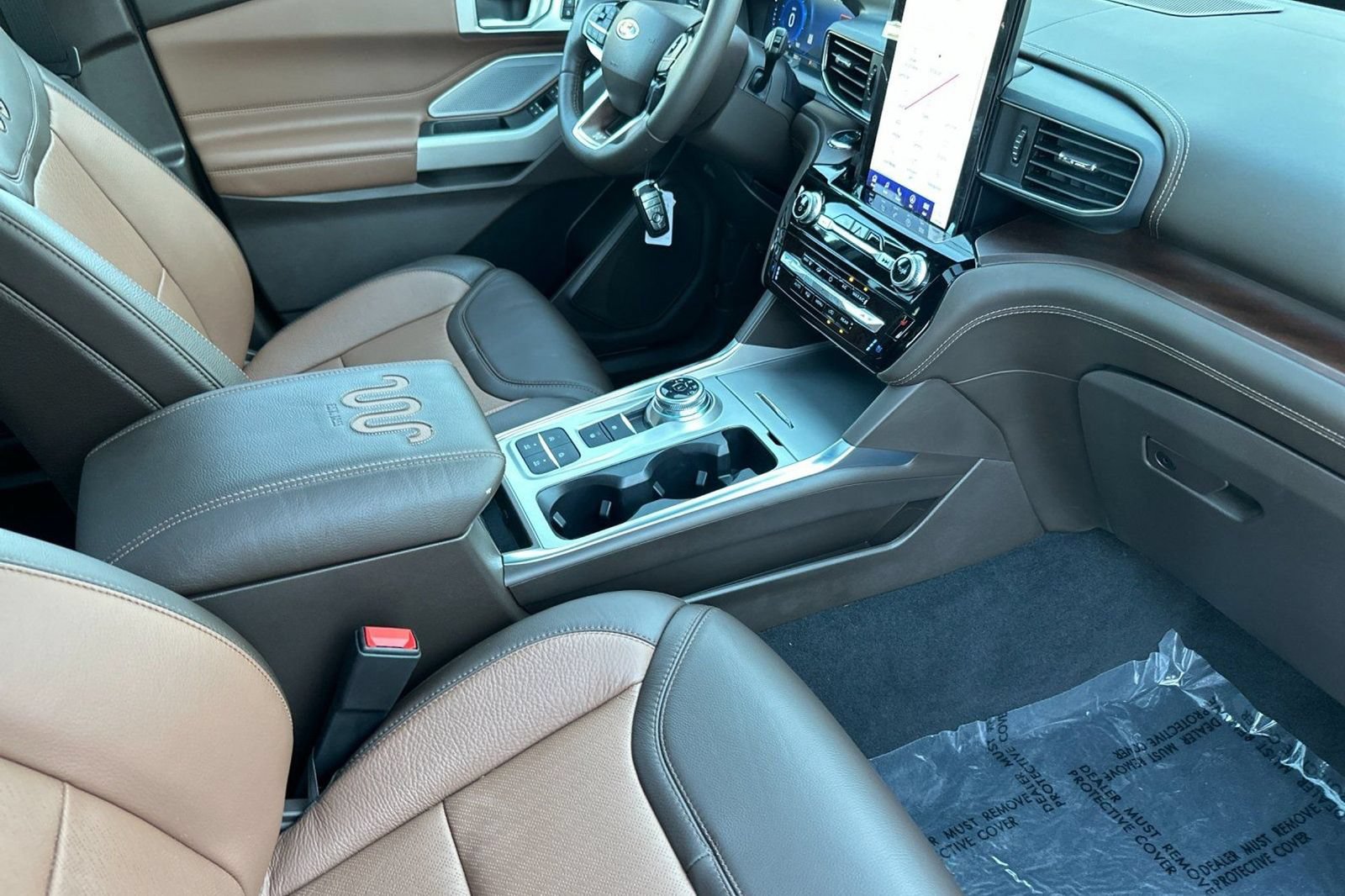 New 2024 Ford Explorer King Ranch w/ Technology Package RWD image 20