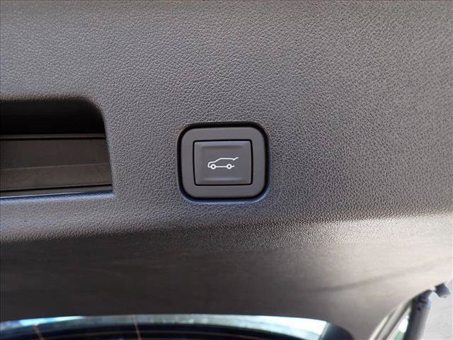 New 2026 Chevrolet Traverse Z71 w/ Enhanced Driving Package AWD/4WD image 9