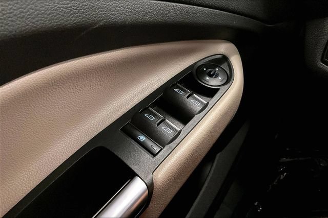 Used 2019 Ford Escape SEL AWD/4WD image 37