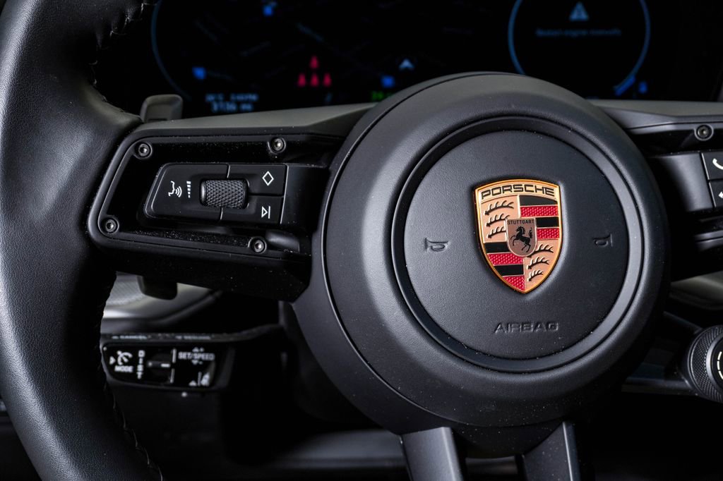 Certified 2025 Porsche Cayenne E-Hybrid AWD/4WD image 20