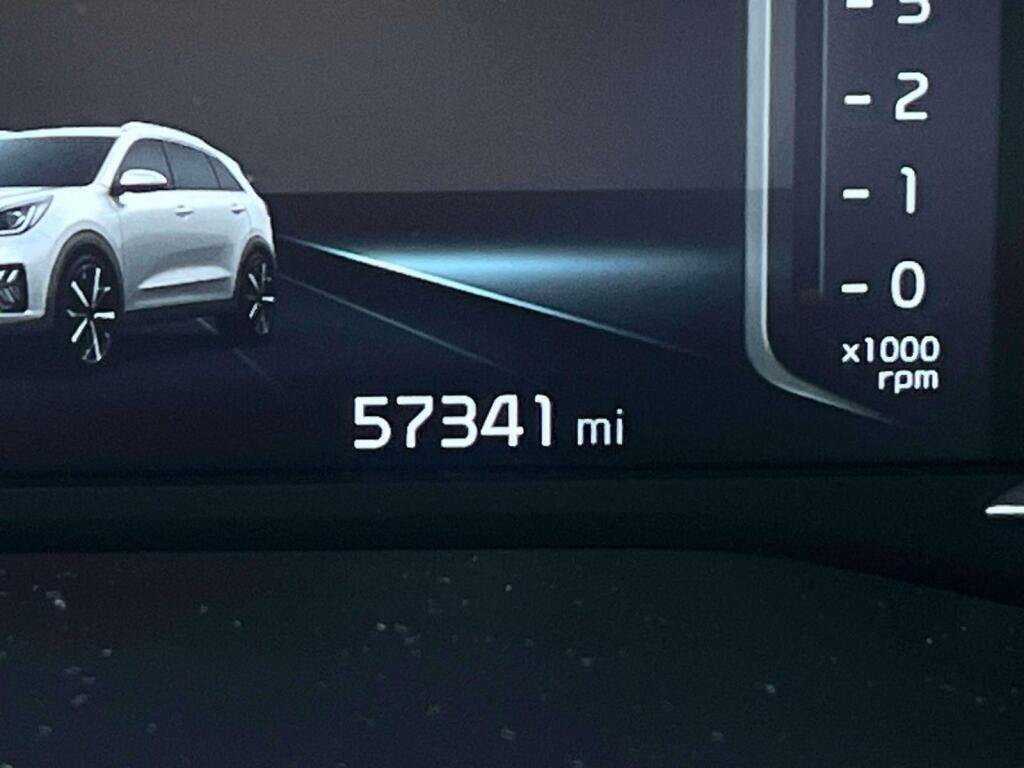 Used 2022 Kia Niro Touring Special Edition FWD image 36