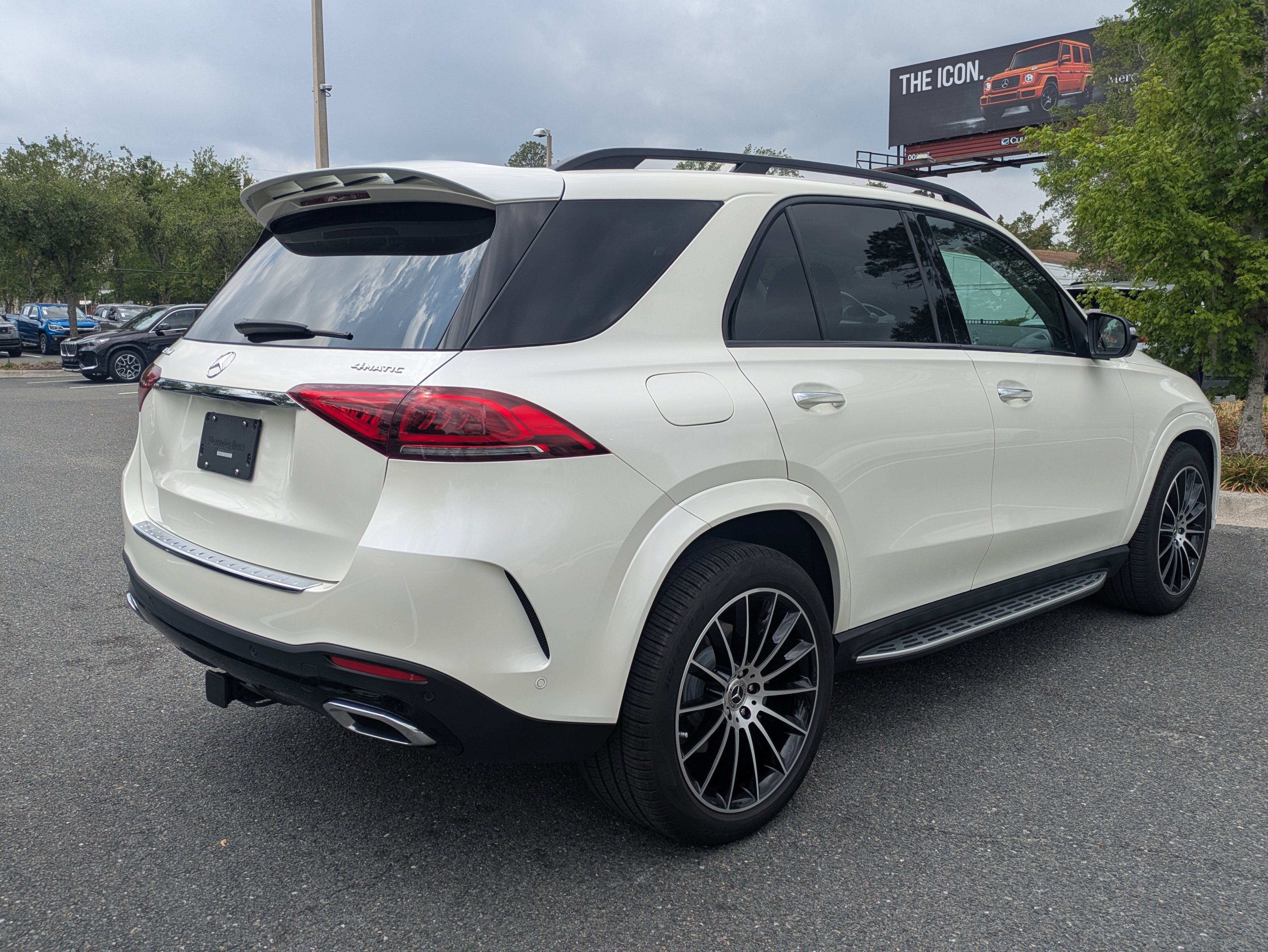 Used 2023 Mercedes-Benz GLE 450 4MATIC image 4