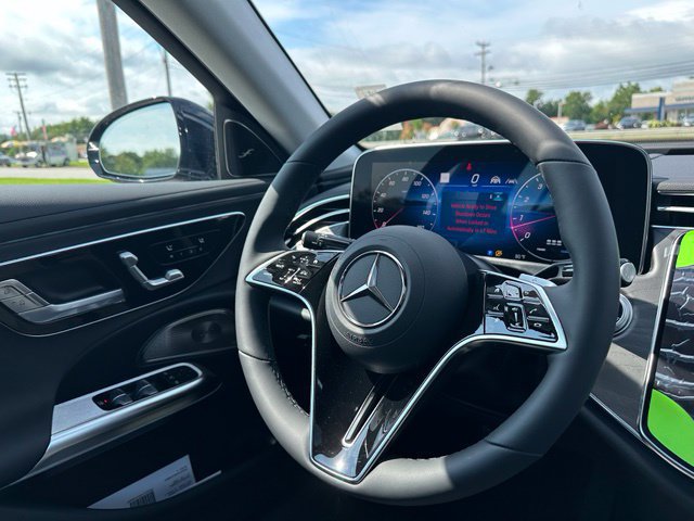 New 2027 Mercedes-Benz E 350 4MATIC Sedan image 30