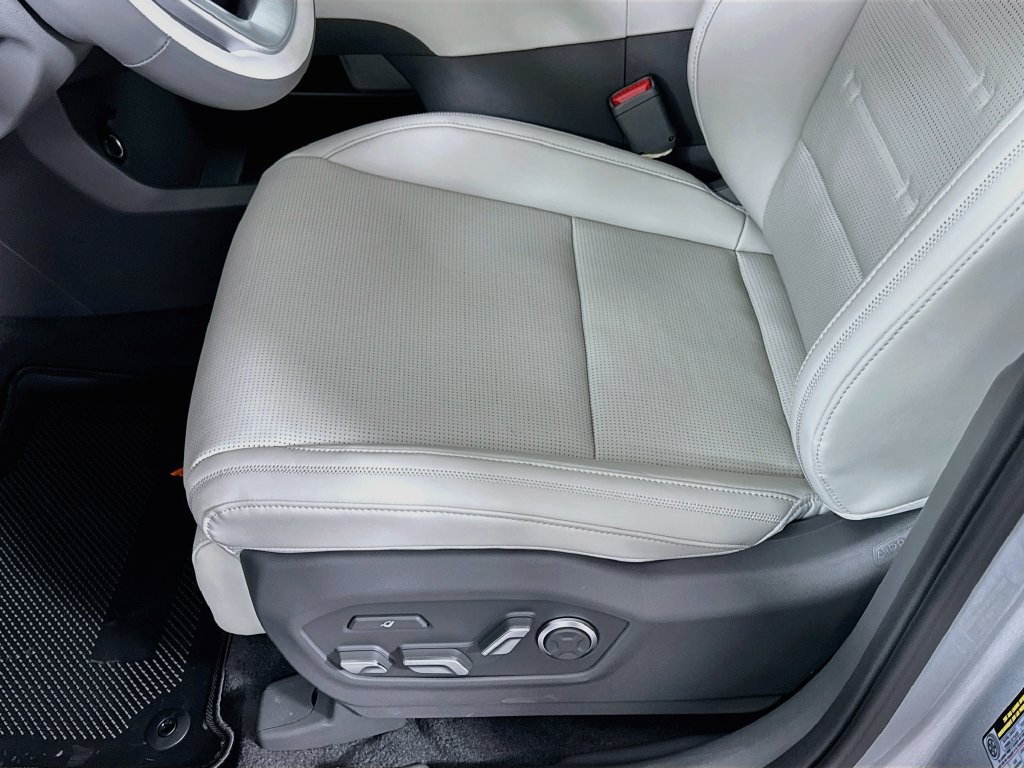 New 2027 Hyundai Santa Fe Calligraphy FWD image 20