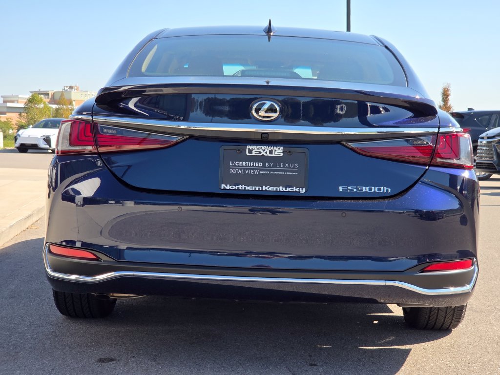 Certified 2025 Lexus ES 300h Ultra Luxury FWD image 27