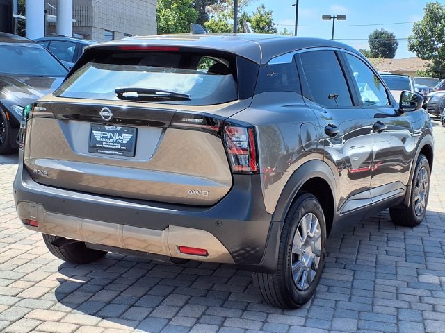 Used 2025 Nissan Kicks S AWD/4WD image 6