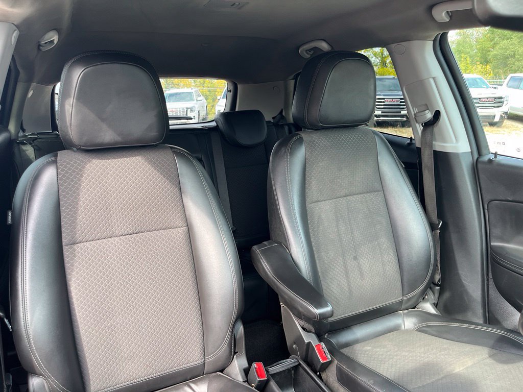 Used 2020 Buick Encore Preferred w/ Safety Package FWD image 35