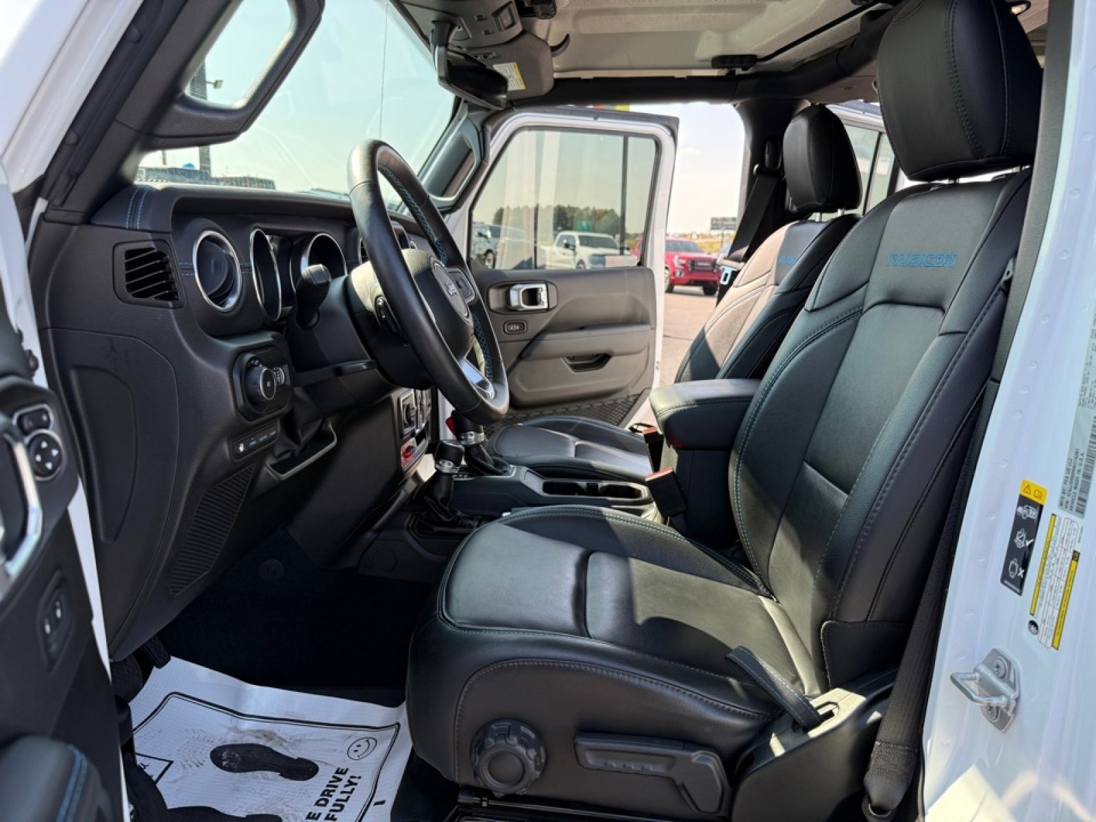 Used 2022 Jeep Wrangler Unlimited Rubicon 4xe w/ Cold Weather Group image 10