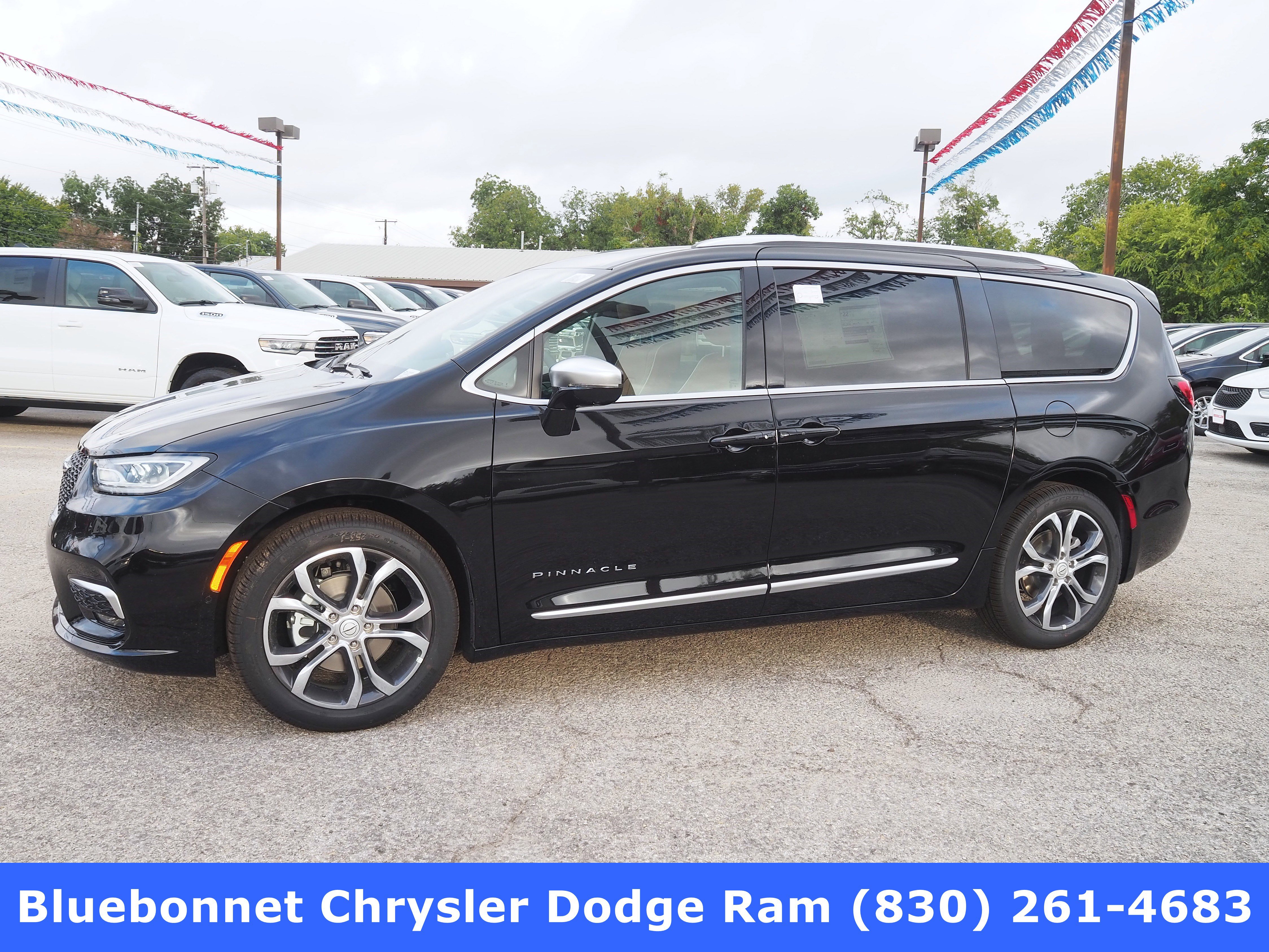 New 2026 Chrysler Pacifica Pinnacle