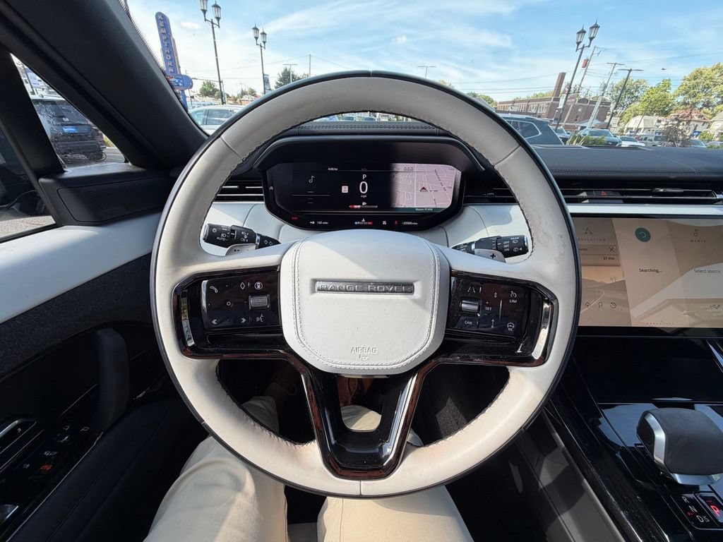 Used 2024 Land Rover Range Rover Sport Dynamic SE AWD/4WD image 13