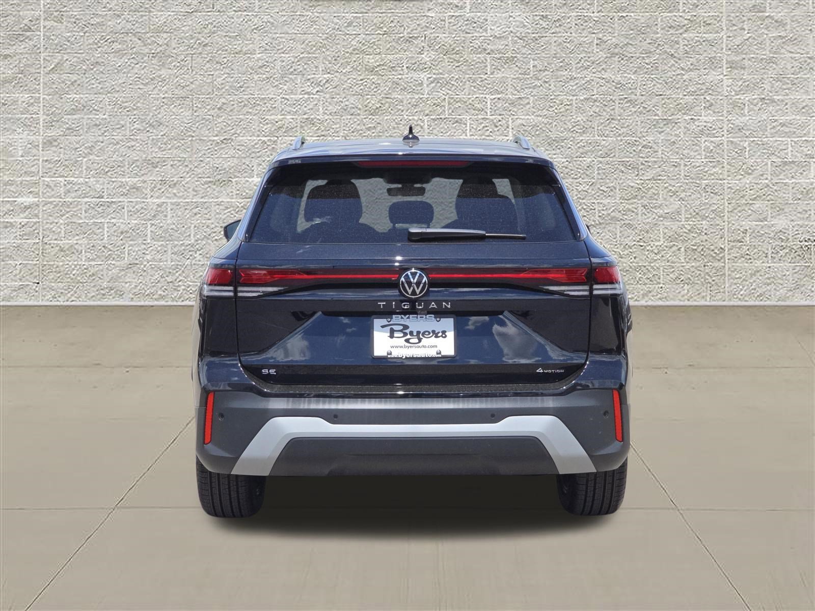 New 2026 Volkswagen Tiguan SE AWD/4WD image 6