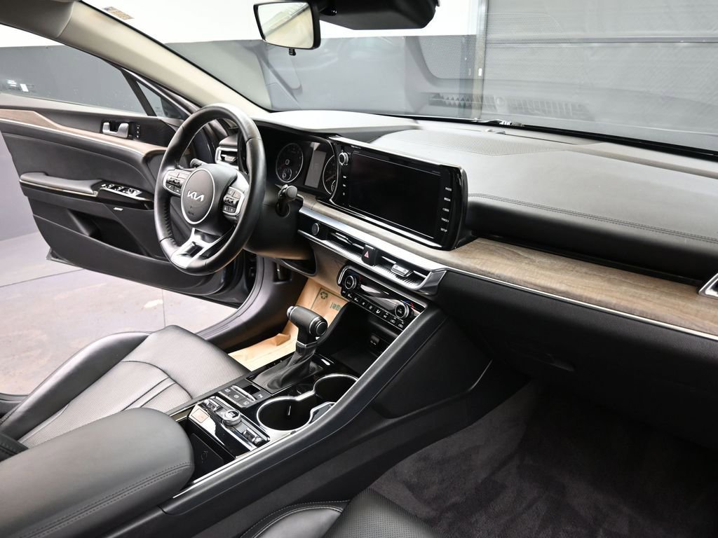 Used 2024 Kia K5 EX w/ EX Premium Package image 12