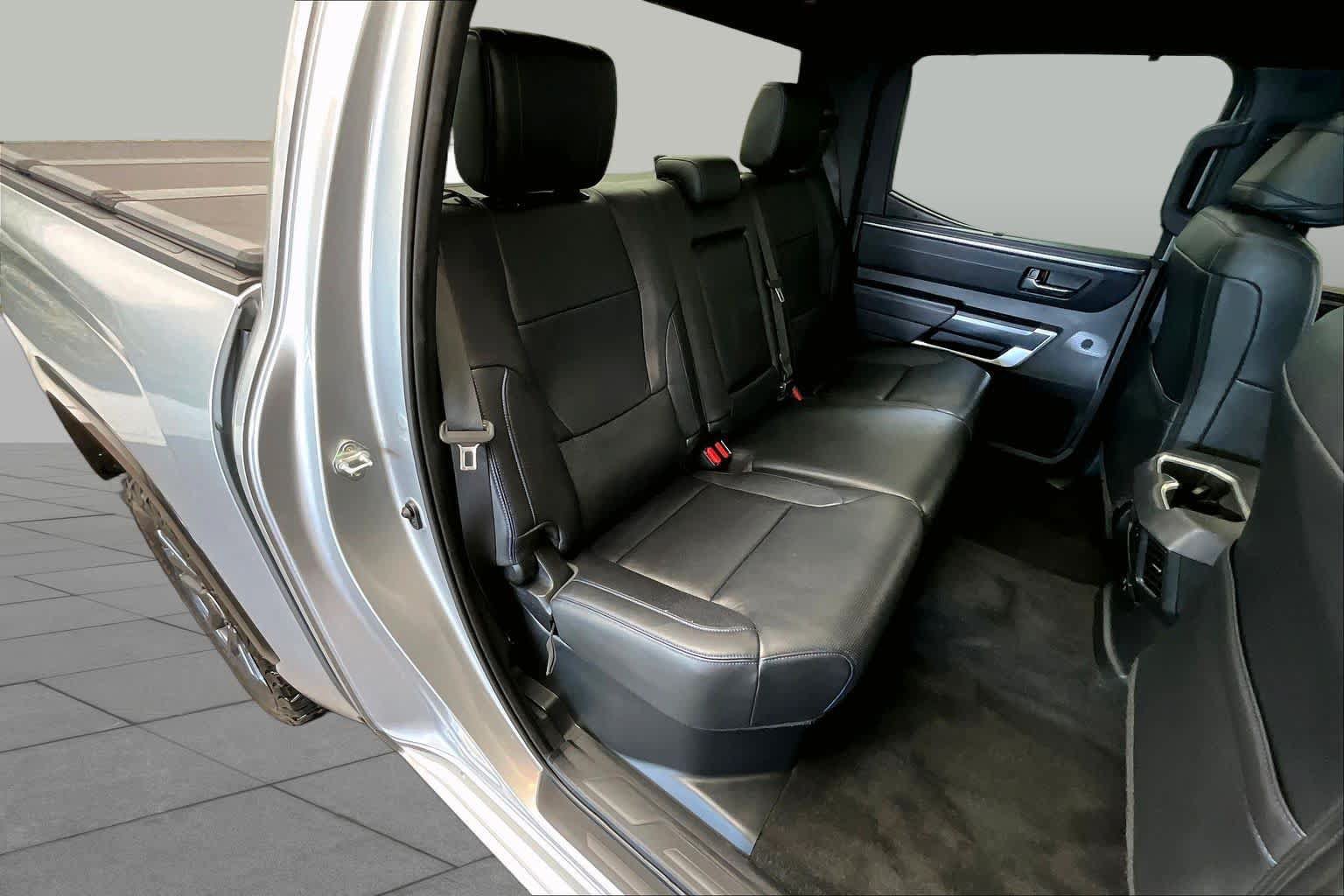 Used 2024 Toyota Tundra Platinum AWD/4WD image 20