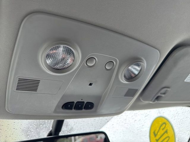 Used 2012 GMC Acadia SLT image 16