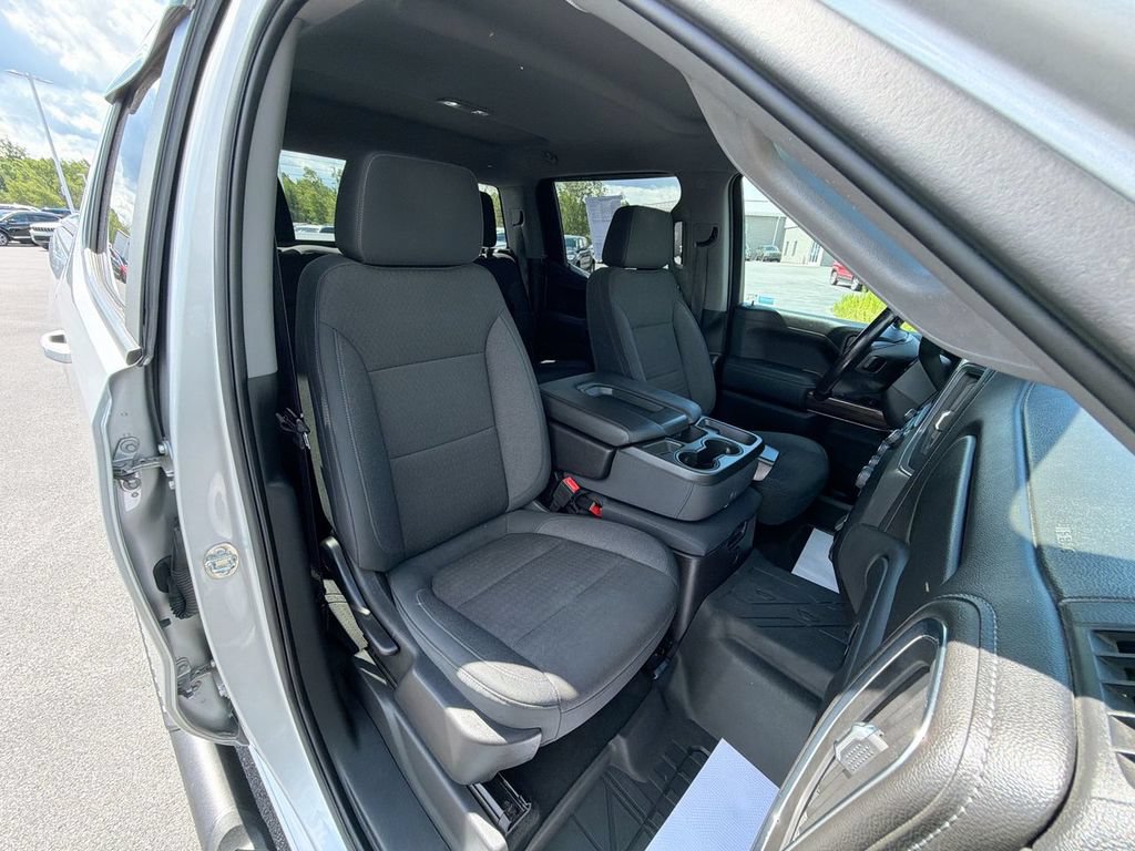 Used 2019 Chevrolet Silverado 1500 RST AWD/4WD image 30