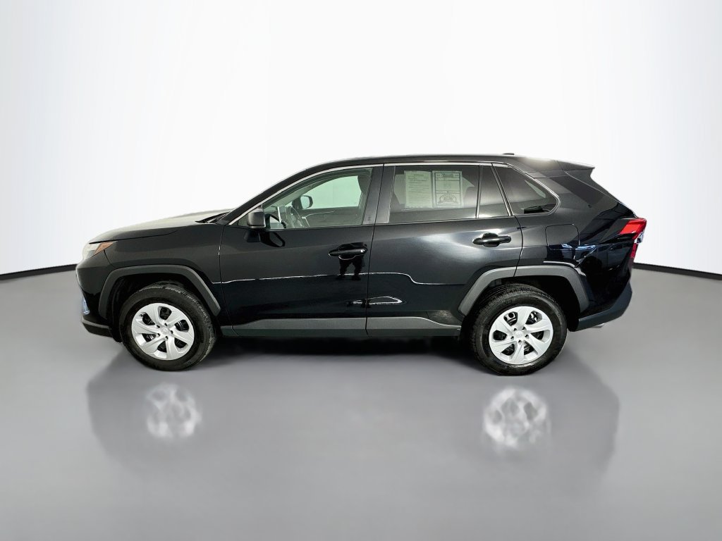 Used 2025 Toyota RAV4 LE FWD image 4