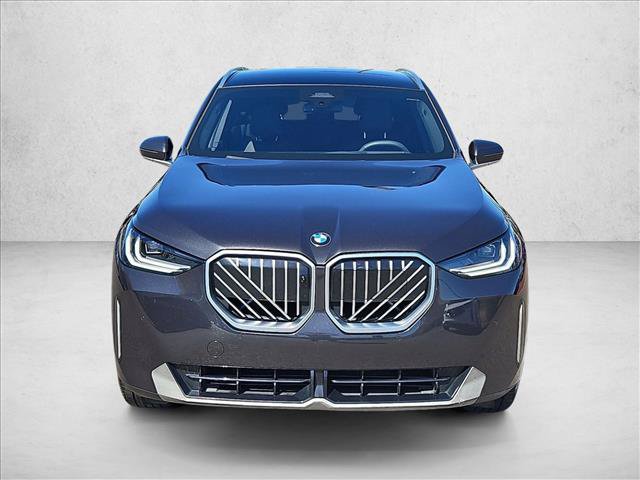 Used 2025 BMW X3 xDrive30i w/ Premium Package AWD/4WD image 2