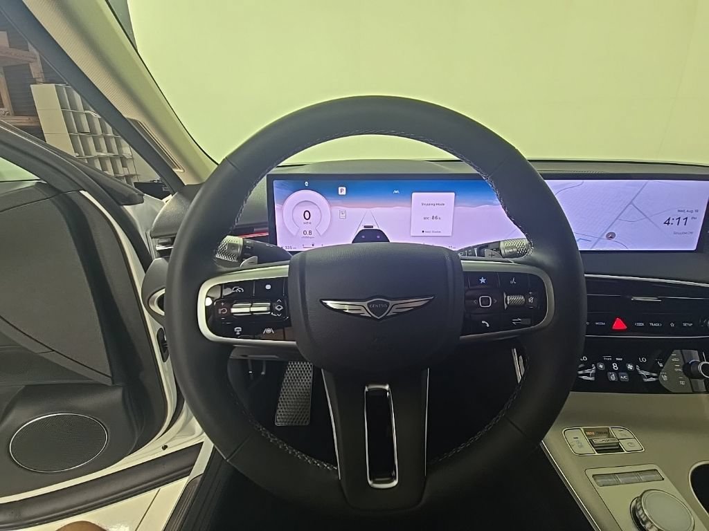 New 2027 Genesis GV70 2.5T Advanced AWD/4WD image 17