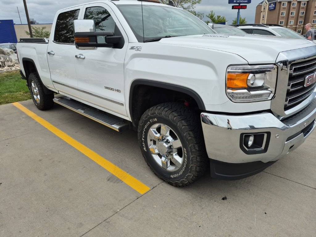 Used 2015 GMC Sierra 3500 SLT w/ Duramax Plus Package AWD/4WD image 27
