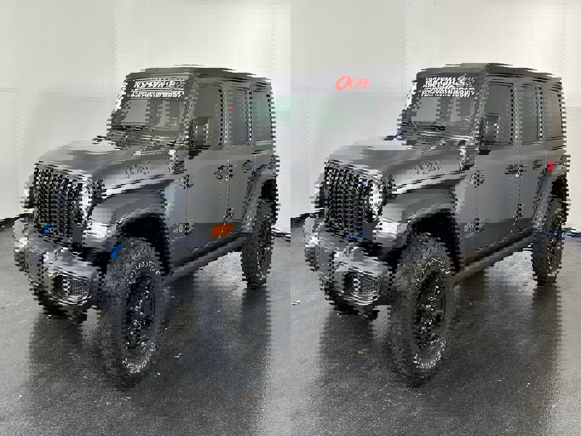 Used 2023 Jeep Wrangler Unlimited w/ Cold Weather Group image 6