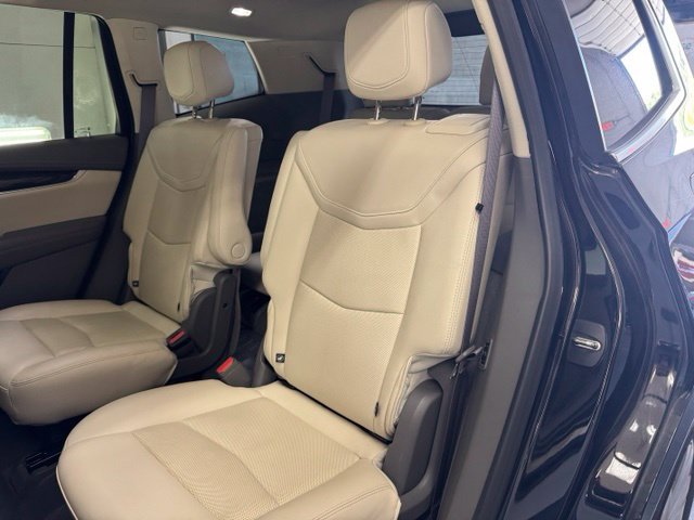 Used 2021 Cadillac XT6 Premium Luxury AWD/4WD image 21