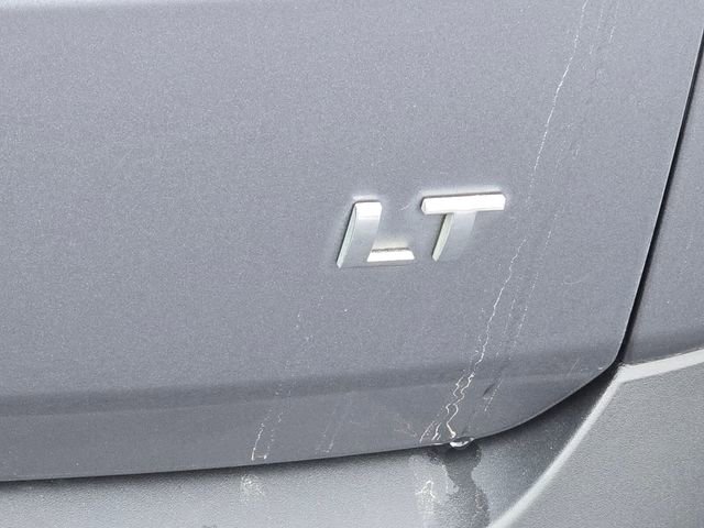 Used 2020 Chevrolet Traverse LT image 15