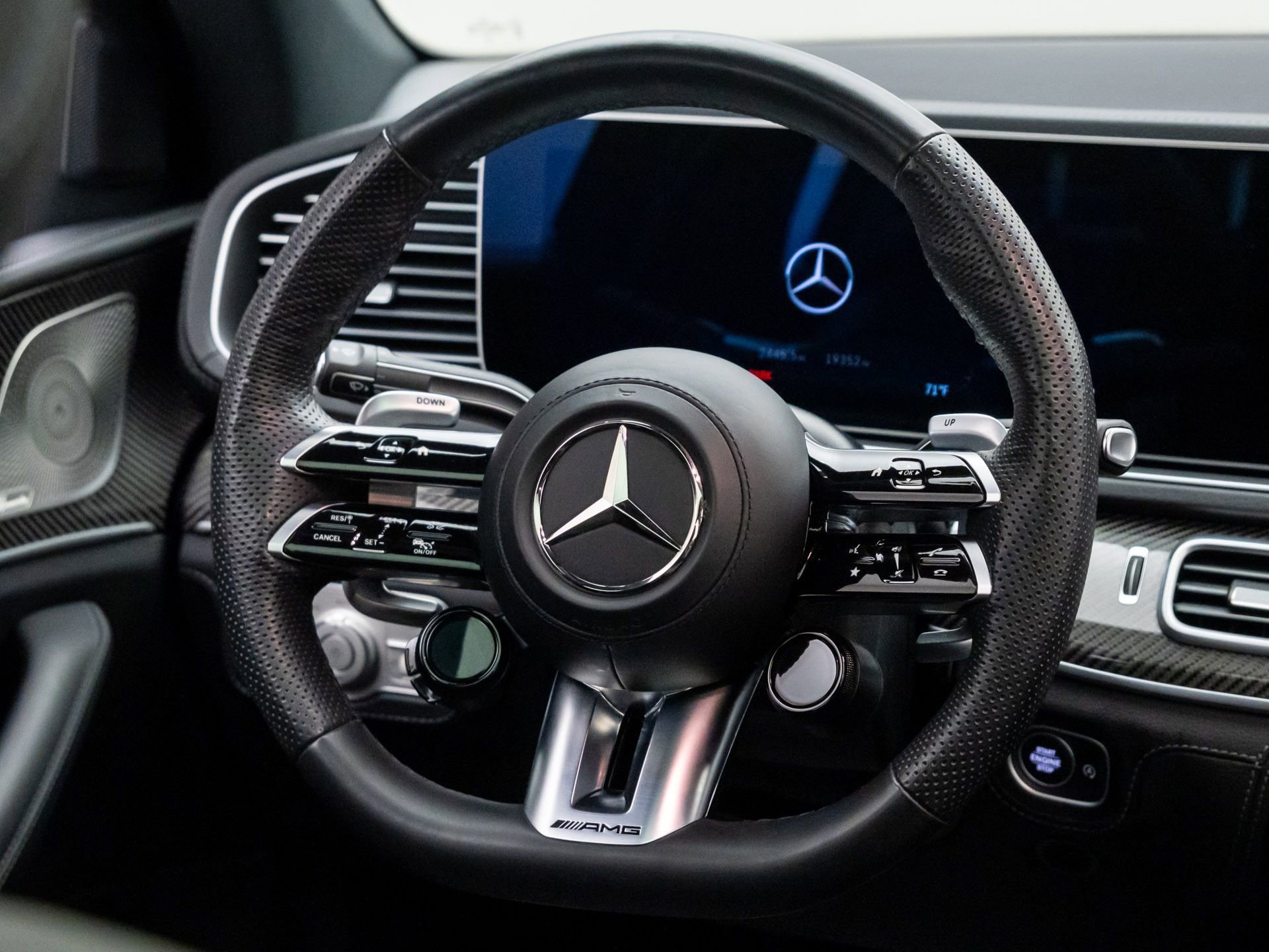 Used 2024 Mercedes-Benz GLE 53 AMG 4MATIC Coupe image 11