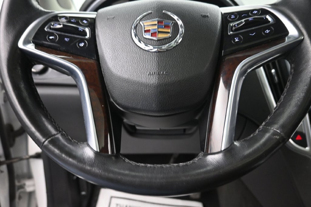 Used 2016 Cadillac SRX Luxury w/ Driver Awareness Package FWD image 19