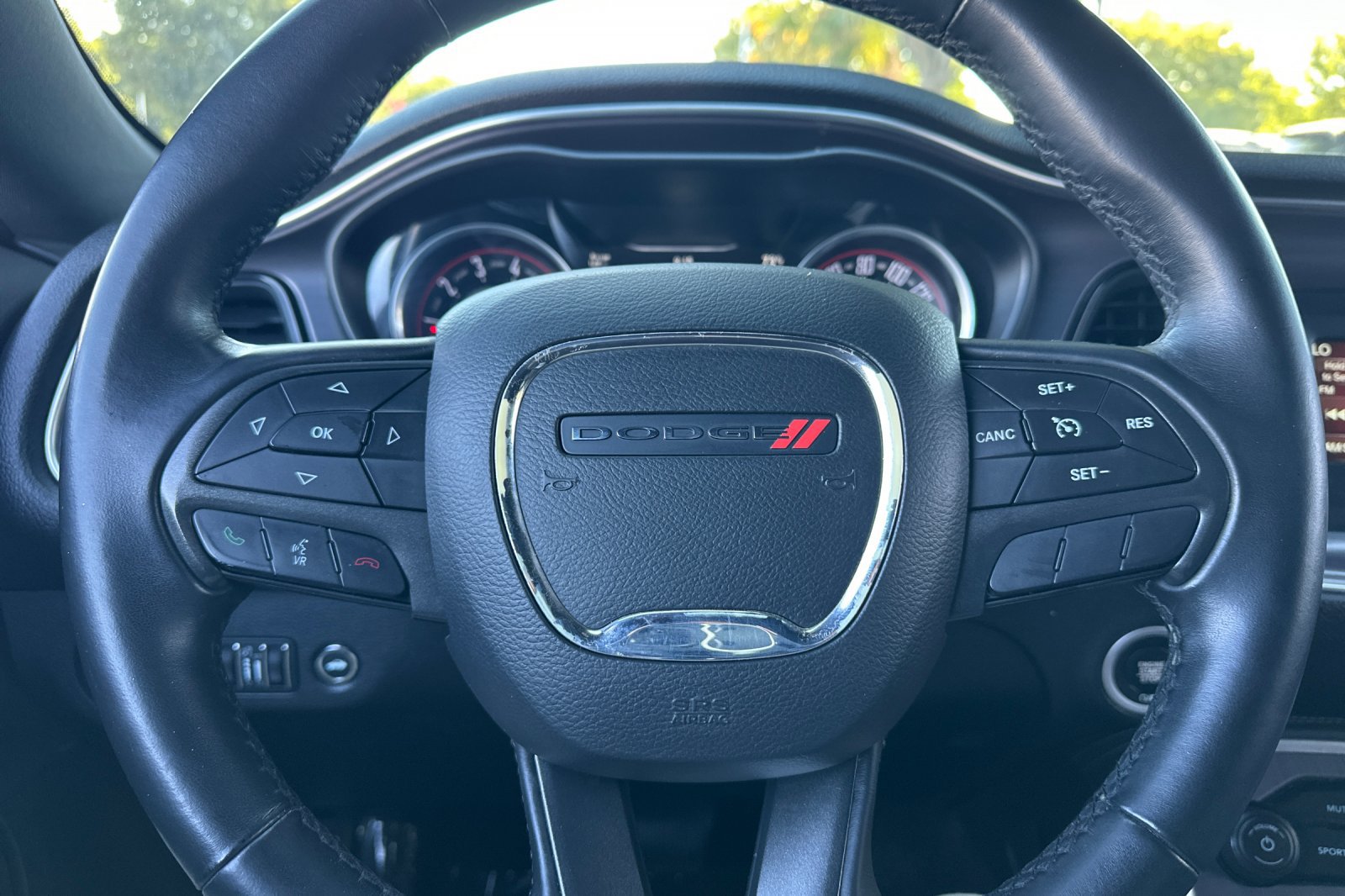 Used 2017 Dodge Challenger R/T RWD image 21