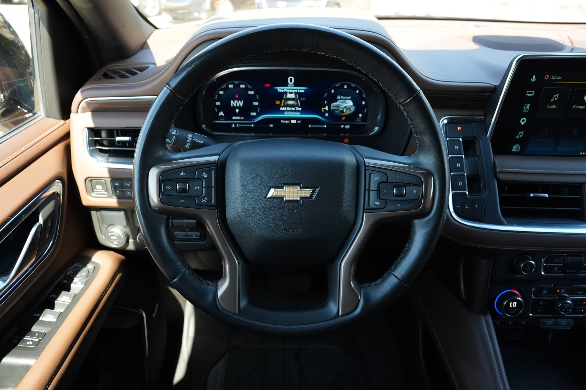 Used 2023 Chevrolet Suburban High Country w/ Max Trailering Package RWD image 10