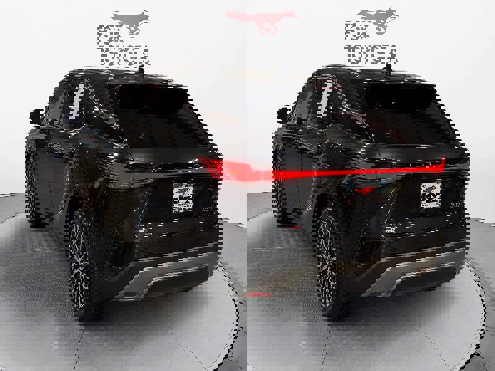 Used 2025 Lexus RX 350 Premium Plus w/ Accessory Package (P1) image 4