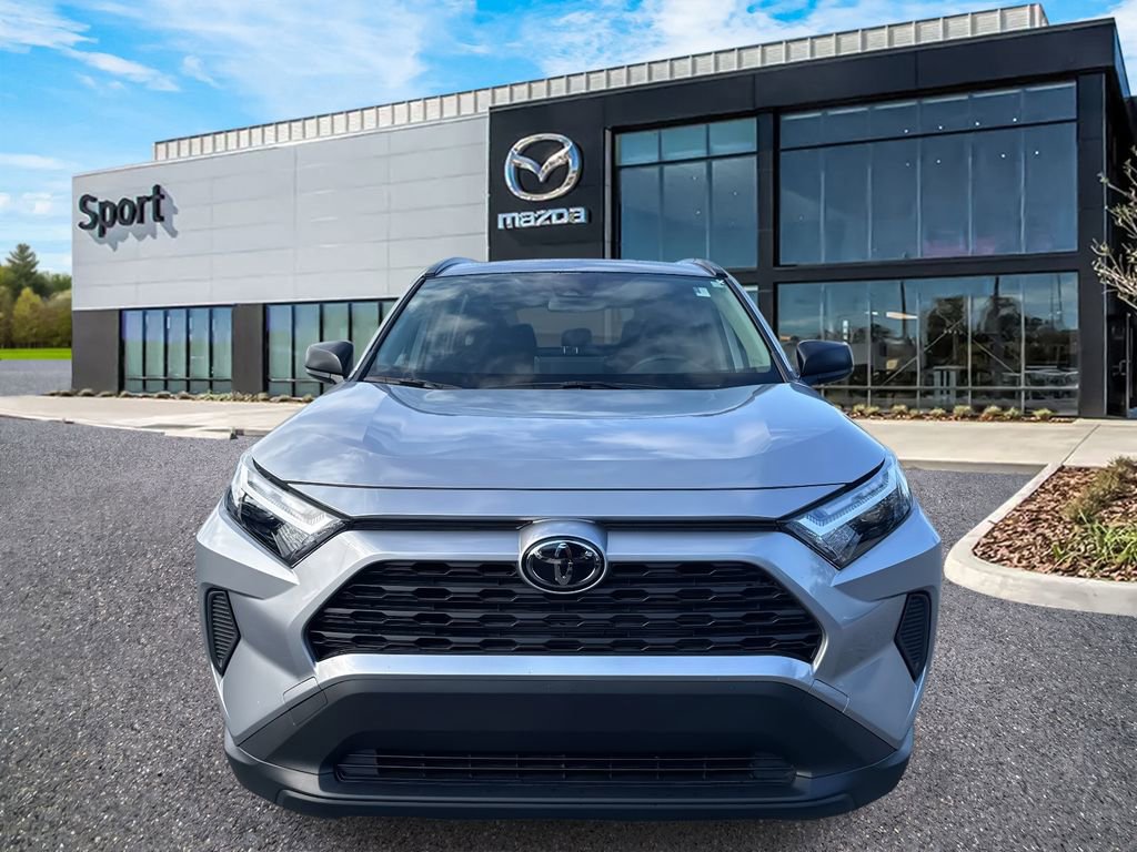 Used 2025 Toyota RAV4 LE image 9