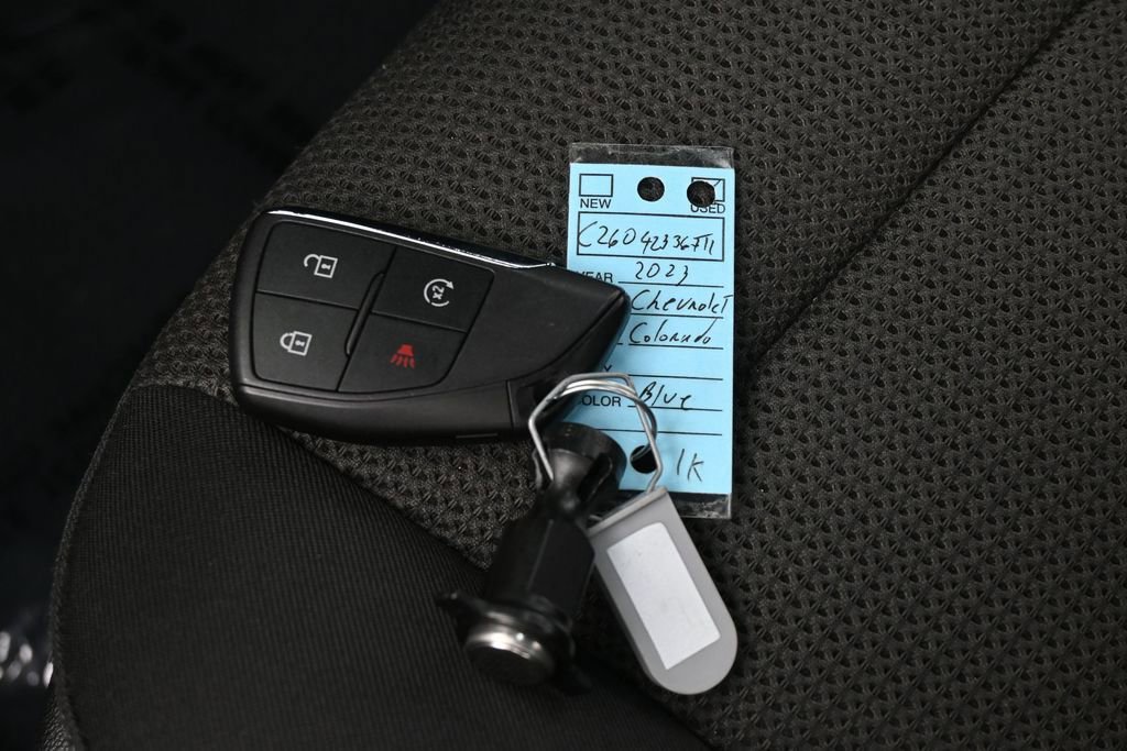 Used 2023 Chevrolet Colorado LT w/ LT Convenience Package II AWD/4WD image 18