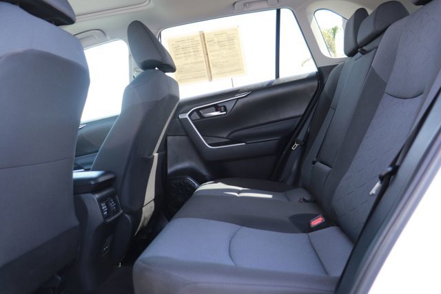 Used 2025 Toyota RAV4 XLE w/ Convenience Package AWD/4WD image 12