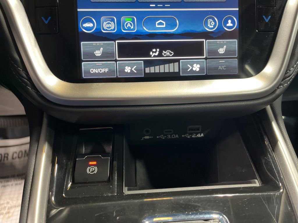 Certified 2025 Subaru Outback Premium image 31