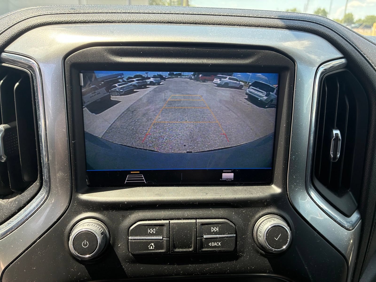 Used 2022 Chevrolet Silverado 1500 LT Trail Boss AWD/4WD image 9