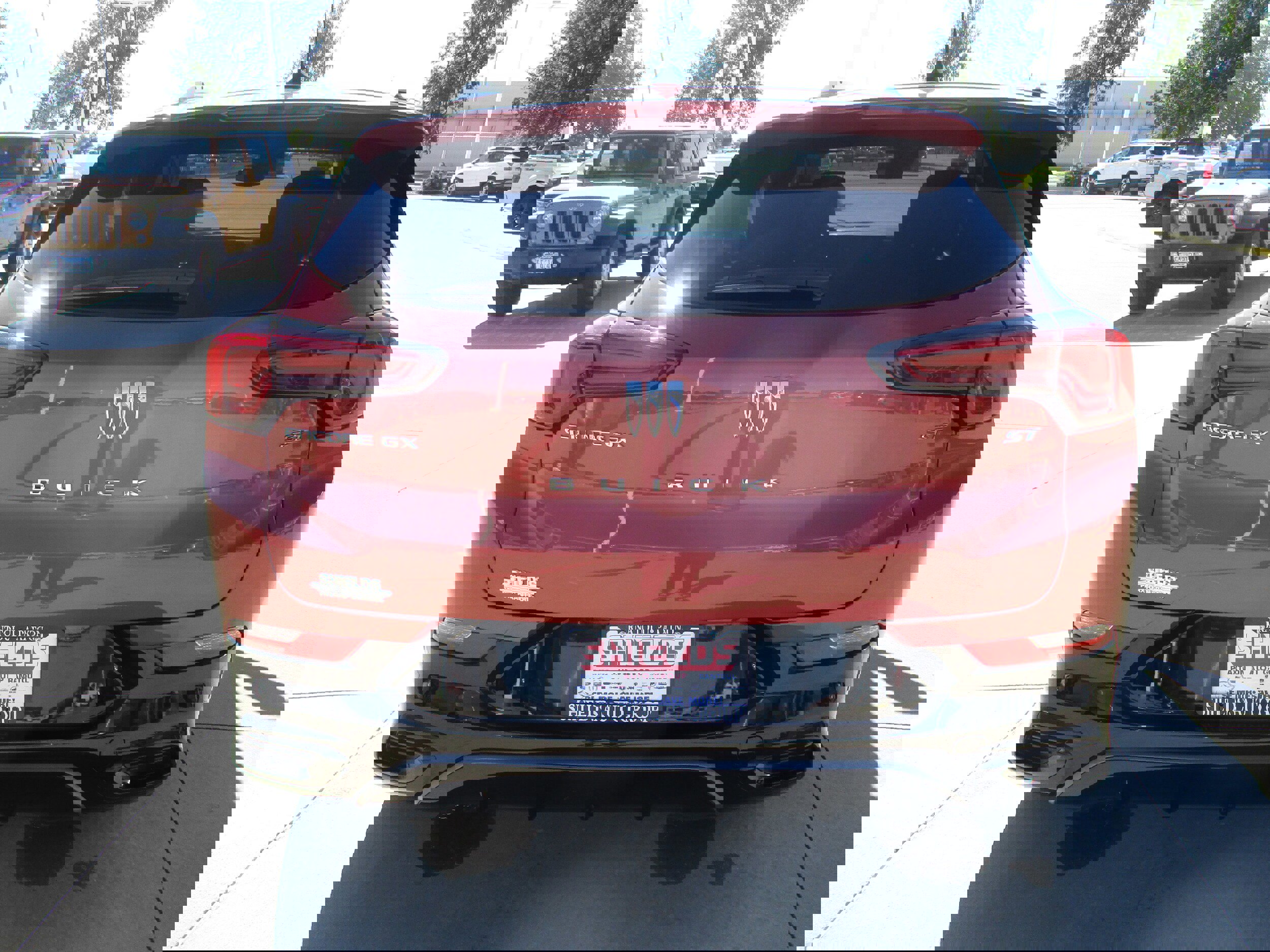 Used 2024 Buick Encore GX Sport Touring w/ Comfort Package image 5