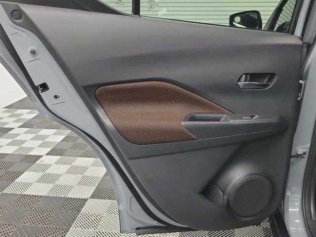 Certified 2022 Nissan Kicks SR FWD image 17