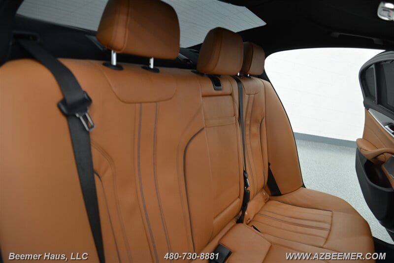 Used 2022 BMW M550i xDrive w/ Executive Package AWD/4WD image 28