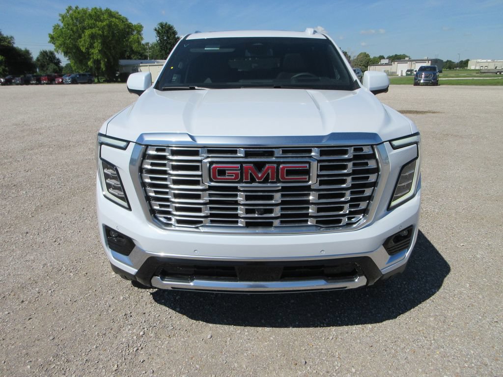 New 2026 GMC Yukon XL Denali w/ Sun & Power Step Package AWD/4WD image 10